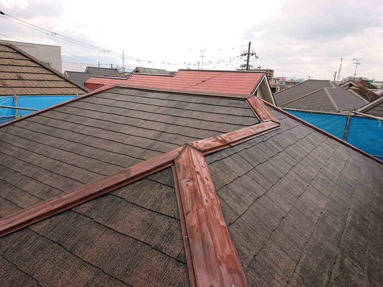 岸和田市の塗装前の屋根