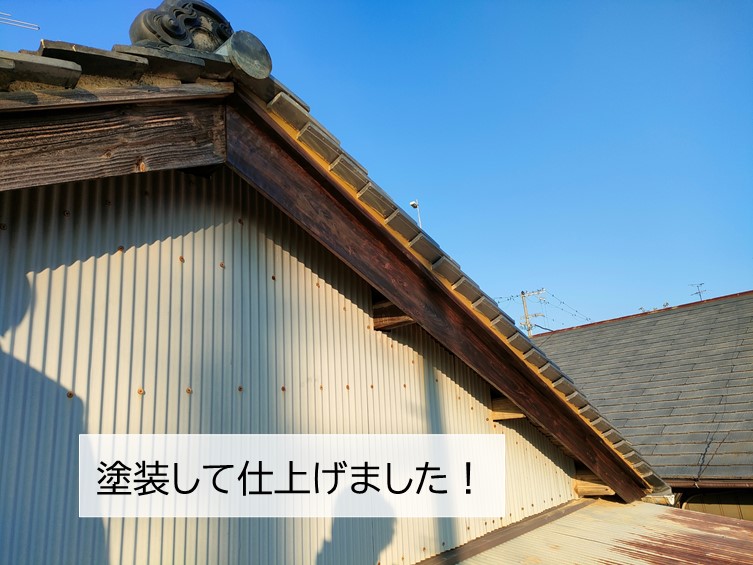 岸和田市の破風板と広小舞を塗装して仕上げました