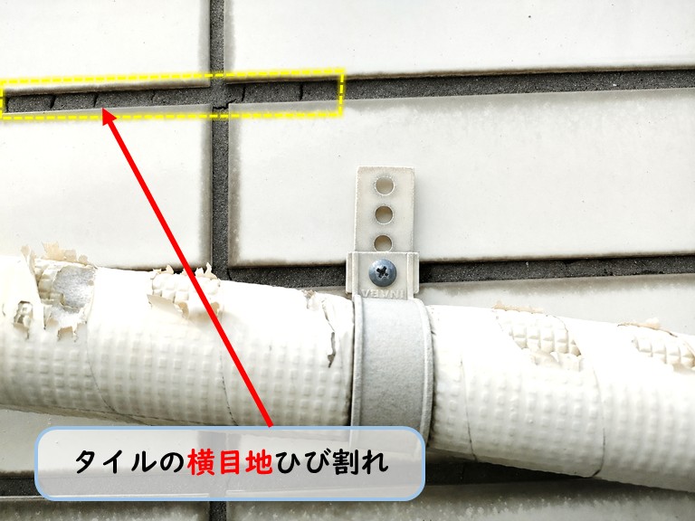 泉佐野市で和室８帖側ベランダタイルの横目地ひび割れ