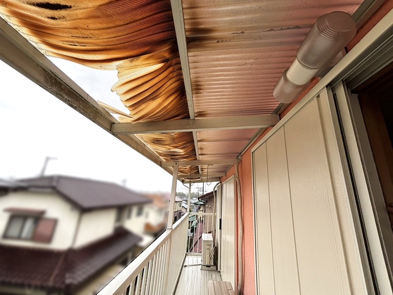 泉南市 塩ビ波板の劣化状況