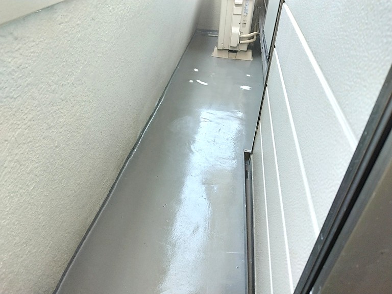 熊取町で雨漏り修繕のためベランダにウレタン防水工事をしたK様の声