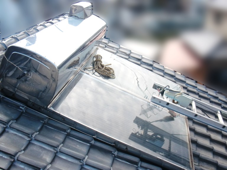 貝塚市 朝日ソーラー株式会社 太陽熱温水器 撤去前